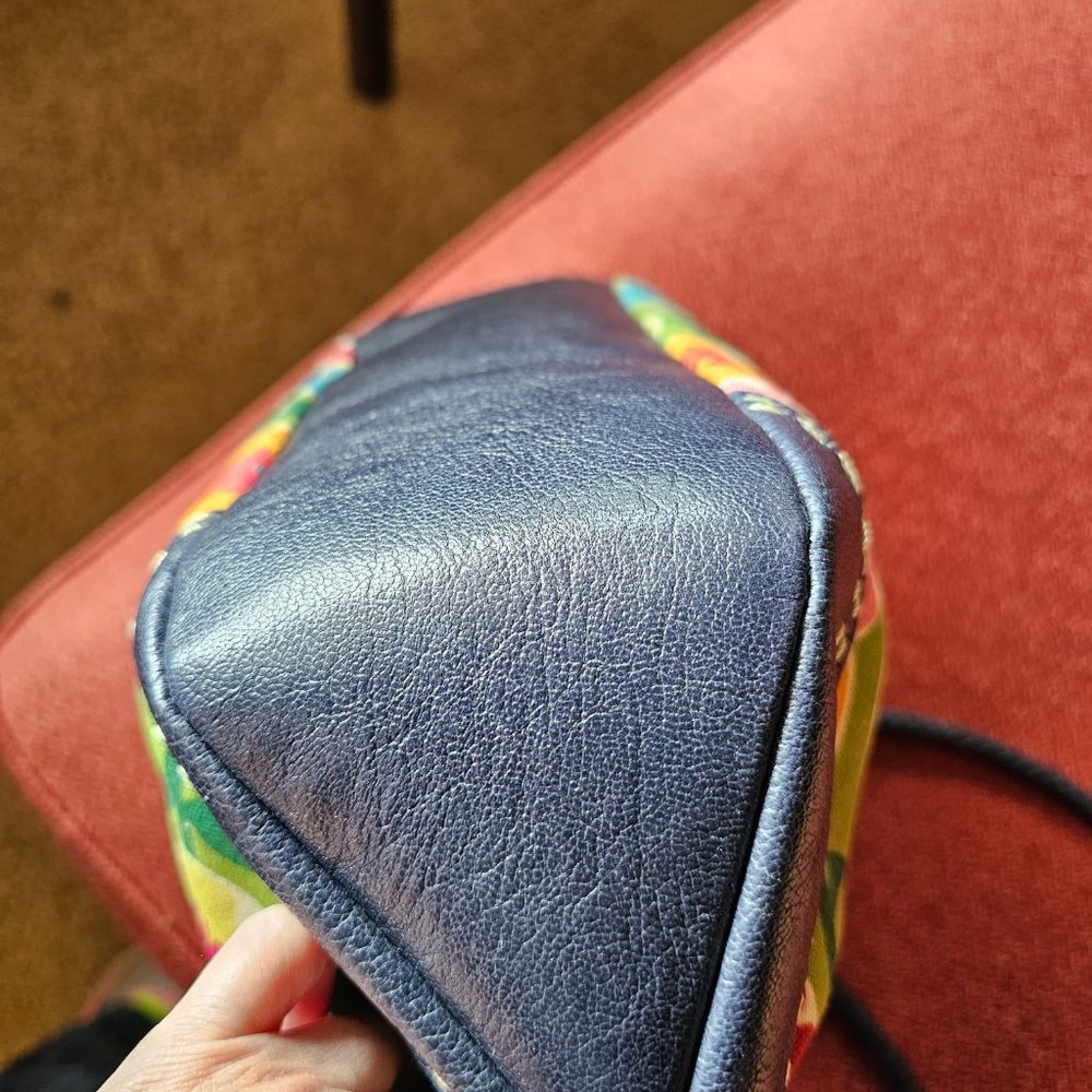NWT Brighton Canvas/Leather Floral Handbag - Picture 2 of 7